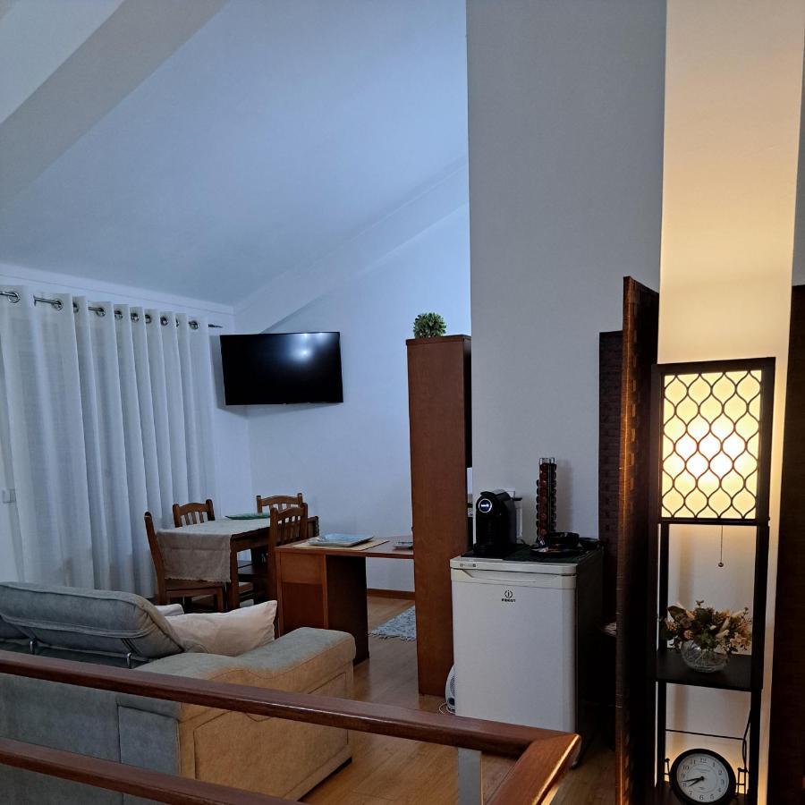 Chez Louise: Onde A Serra Beija O Ceu Lousã Екстериор снимка